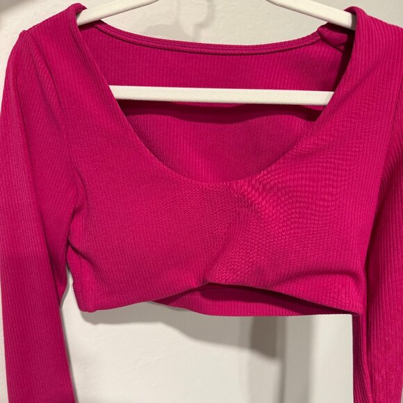 Alo Ribbed Defined Long Sleeve Bra Magenta Crush Size M - Picture 2 of 5